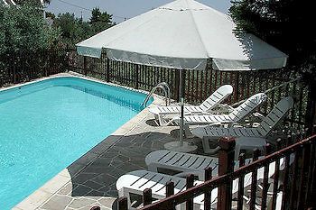 Voula Apartments Aegina Екстер'єр фото